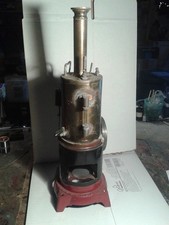 Alte stehende Dampfmaschine, Höhe 40 cm