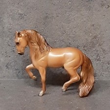 2 Breyer Stablemates: Friese