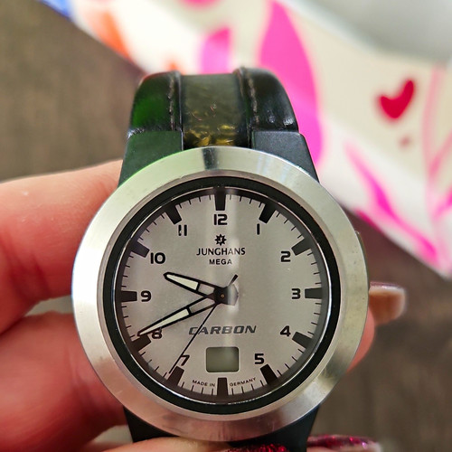 Junghans mega carbon - carbon, funkuhr
