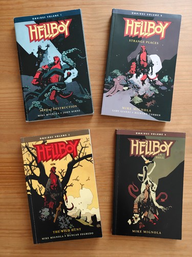 Hellboy omnibus volume - hellboy,