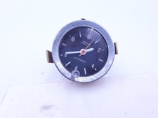 Beobachten Armaturenbrett