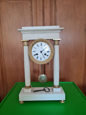 Pendel- Portikus- Kaminuhr