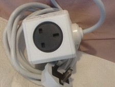 Allocacoc High Power Cube erweitert 2x USB Steckdose UK 1,5 Meter grau weiß