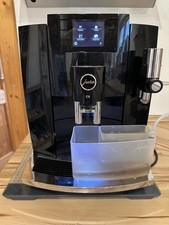 Jura Kaffeevollautomat E8 (EB) - Garantie bis 2027