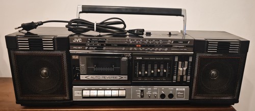 Jvc ghettoblaster - jvc, pc-37 ghettoblaster