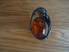 Brosche mit Bernstein Silber