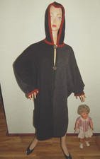 Riina Tomberg Kapuzenmantel