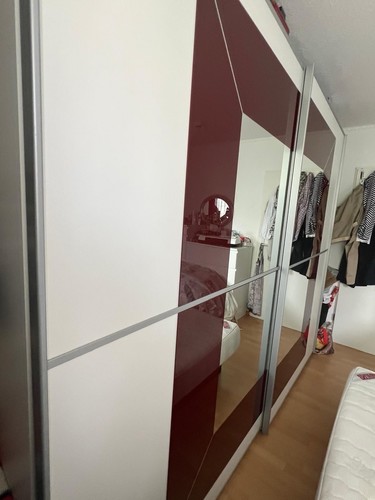 Großer kleiderschrank mit - großer,