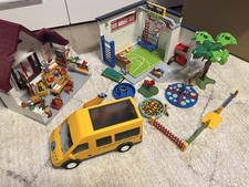 Playmobil Schule mit Turnhalle und Viel Extra Zubehör Gebraucht Top Zustand
