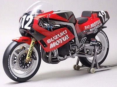 Fujimi modell suzuki gsx r750 - fujimi,