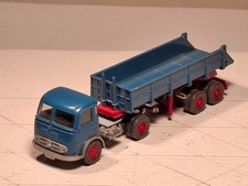 WIKING H0 MERCEDES-BENZ LPS 334 HINTERKIPPER-SATTELZUG  AUFLIEGER BLUMHARDT