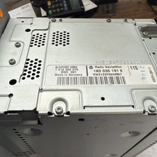 Radio VW Touran 1T 1K0035191E RNS300 CD Player mit Code