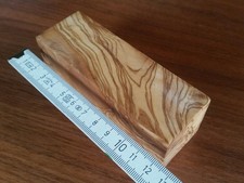 Kantholz aus Olivenholz zum