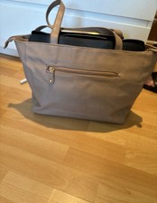 Carpisa Handtasche in Beige