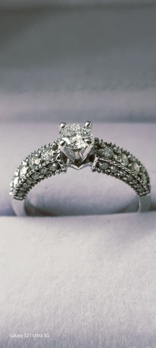 Goldring 585 mit 76ct echt - 585,