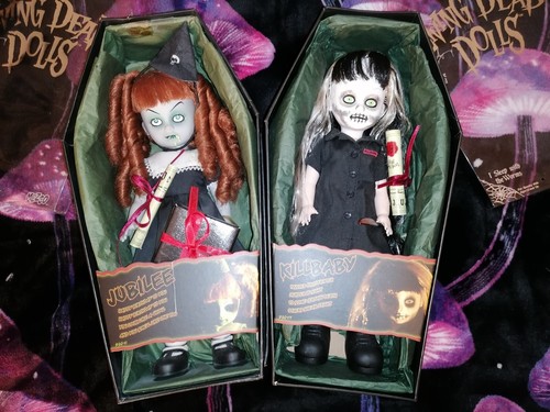 Living dead dolls - living,
