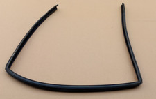Mercedes C180 W202   Scheibendichtung Abstreifleiste links hinten
