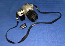 Nikon F50 mit 28-80 Objektiv Tamron Spiegelreflexkamera Analog