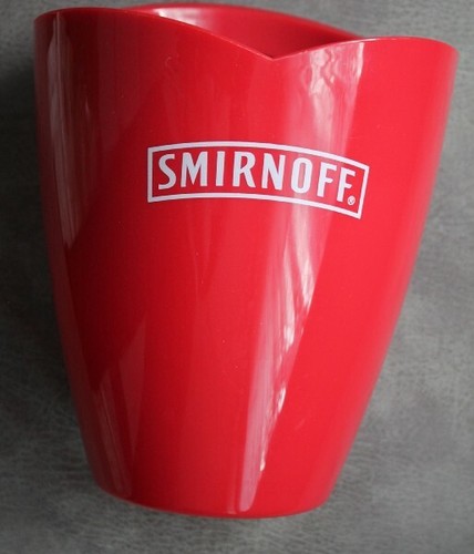 Smirnoff flaschenkühler aus - flaschenkühler,
