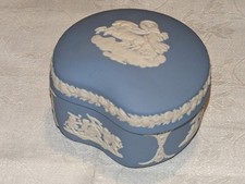 Wedgwood Jasperware Deckeldose