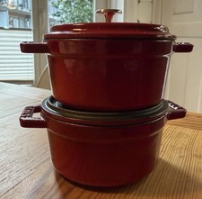 Staub La Cocotte Mini, In Rot