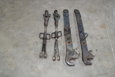 Unterlenker u. Hubspindeln