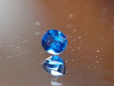 1 Saphir Ceylon augenrein oval facettiert 0,74 ct 3,5 x 4,3 x 4,9 mm