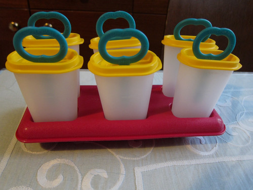 Tupperware lollitups - 🍧, "