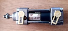 Bosch  Pneumatikzylinder  0 822 220 001  32x25 Hub  10 bar  unbenutzt
