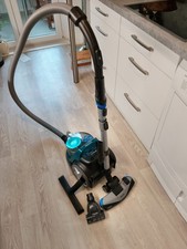 Philips Beutelloser Staubsauge