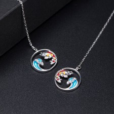 I04 Colorful Fish Over Blue