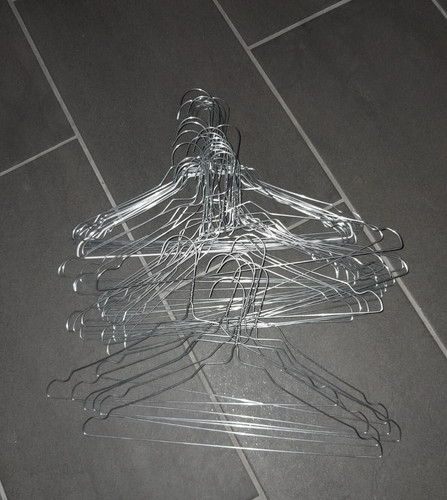 Stück kleiderbügel aus - 40,