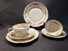 2 Alte Porzellan Sammeltassen