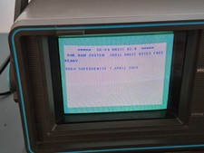 ✅ Monitor Commodore SX-64