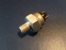 MERA Bremslichtschalter