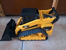 BRUDER Cat Kompaktkettenlader - Caterpillar (02136) Radlader Delta Gelb