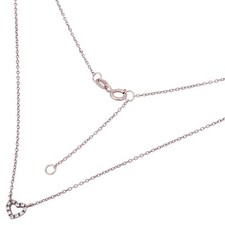 Necklace with dainty heart