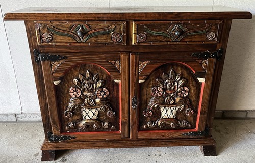 Sehr alten schrank - sehr, mit