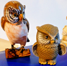 Handarbeit 2 UHU Keramik Porzellan alt rar Wald Natur Wildtiere Deko