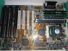 Mainboard ASUS TX 97 XE rev3.01 mit Pentium 200MMX, Lüfter, 2x16 u. 2x8Mb EDO