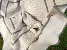 Tagesdecke FRENCH Grau 260x260