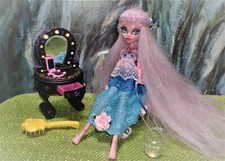 1 Monster High Puppe repaint