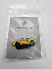 Pin Porsche Cayman gelb