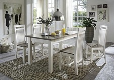 Essgruppe mit 4 Stühlen