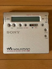 Sony MZ-R900 Tragbarer MD Player Walkman Aufnahme Wiedergabe ATRAC voll funkt...