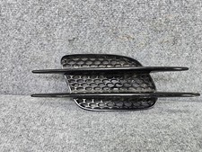 Vorderer Kotflügel Grill