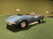 1:18 Revell  69 CORVETTE Road Signatur Blau Metallic