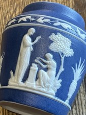 Deckeldose Jasperware by Wedgewood England um 1920