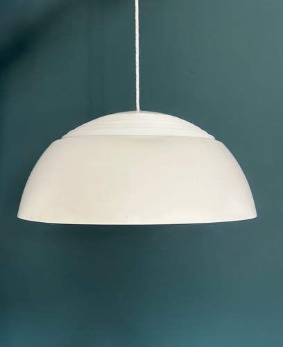 Louis poulsen arne - jacobsen, aj