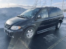 2005 Dodge Grand Caravan SXT